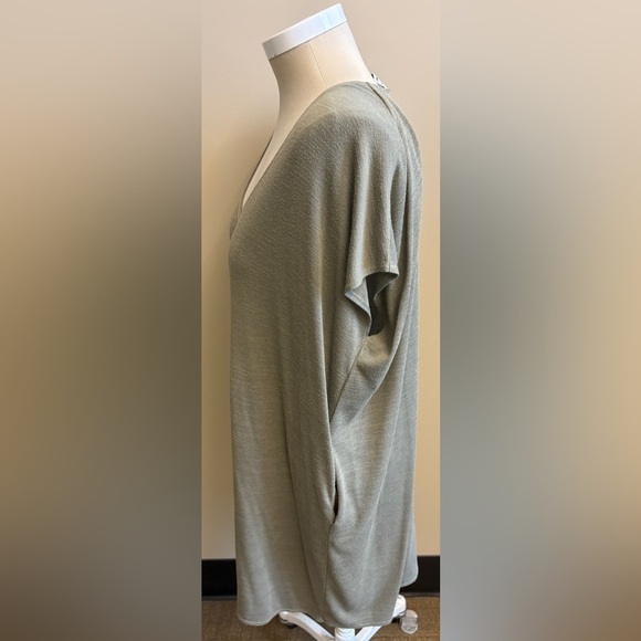 Aritzia Wilfred Grey Green High-Low Scoop V-neck Neck Short Sleeve Dress Medium - Picture 4 of 8